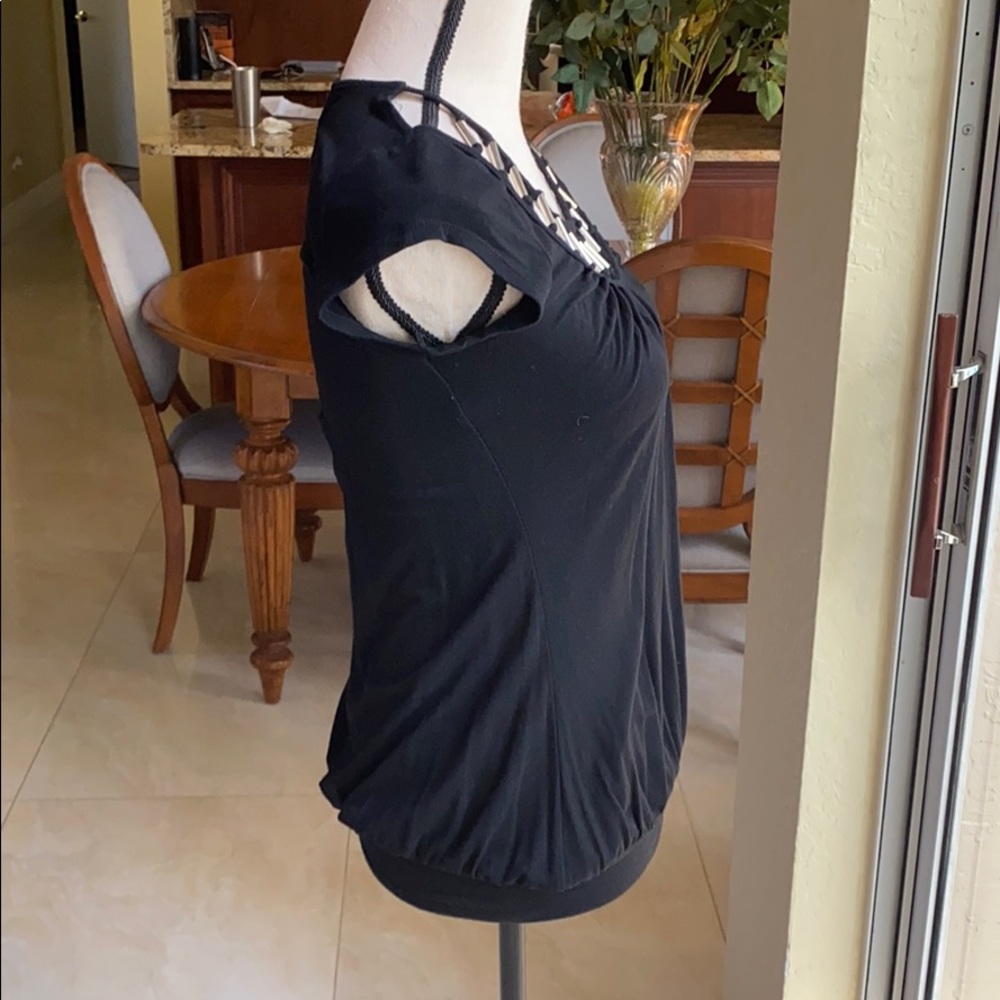 Cache Top - Picture 2 of 5